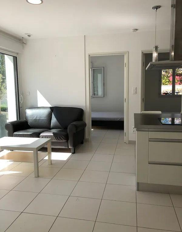 
                                                Location
                                                 Maison meublée 60m² avec terrasse plein Sud