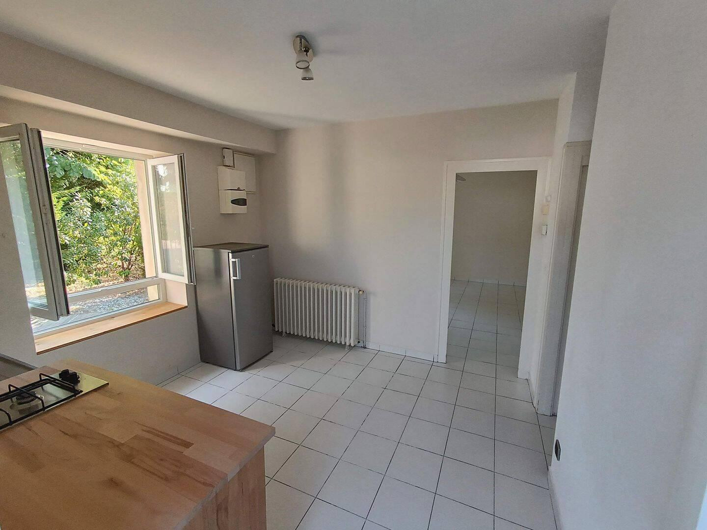 
                                                Location
                                                 Maison meublée à louer – Blanquefort