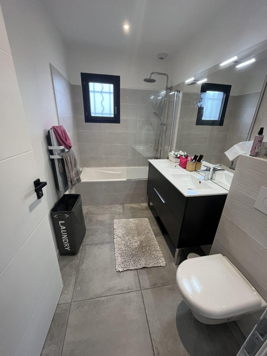 
                                                Location
                                                 Maison meublée avec belles prestations