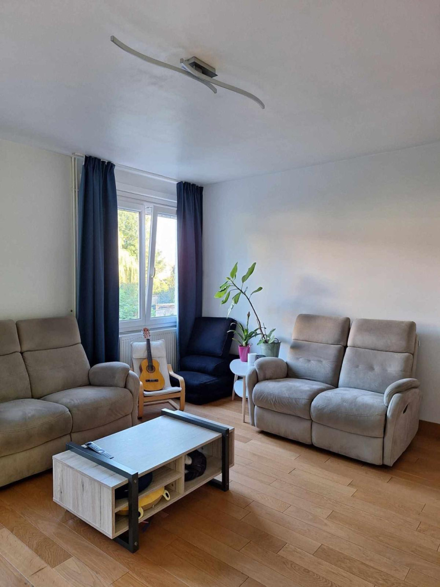 
                                                Location
                                                 🏡 Maison meublée avec jardin à Mons-en-Barœul