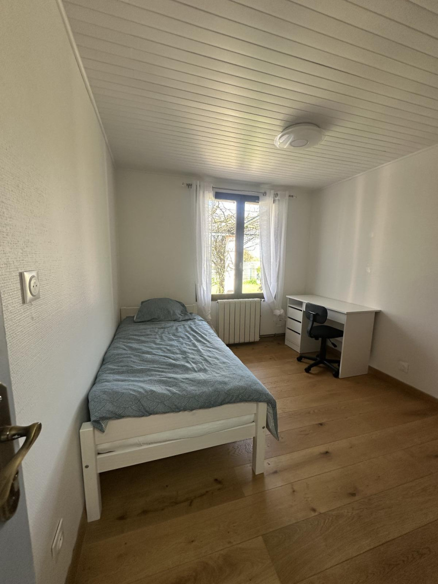 
                                                Location
                                                 Maison meublée d’exception – 142 m² – Cénac
