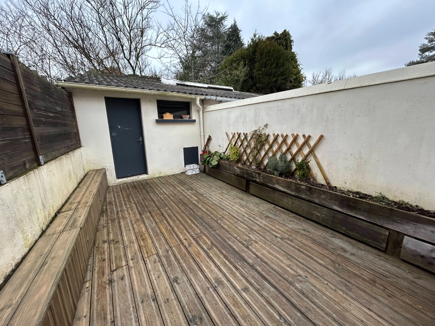 
                                                Location
                                                 Maison meublée T3 62m2 avec terrasse
