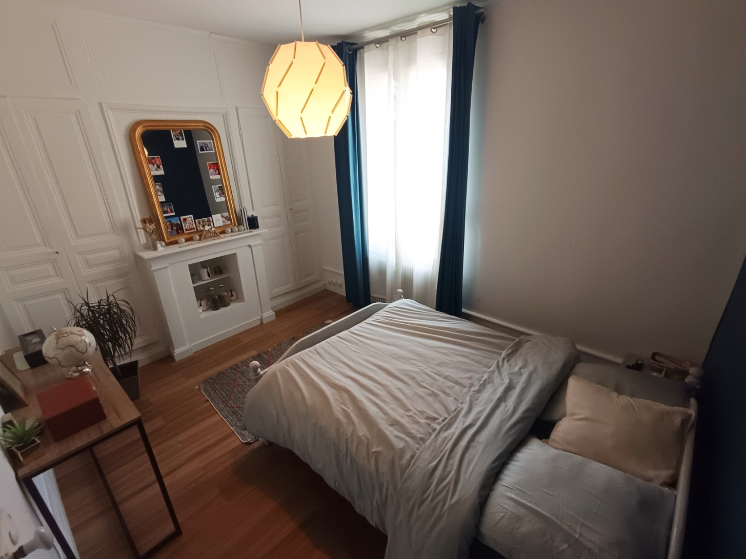 
                                                Location
                                                 Maison meublée, T4 avec cour et véranda