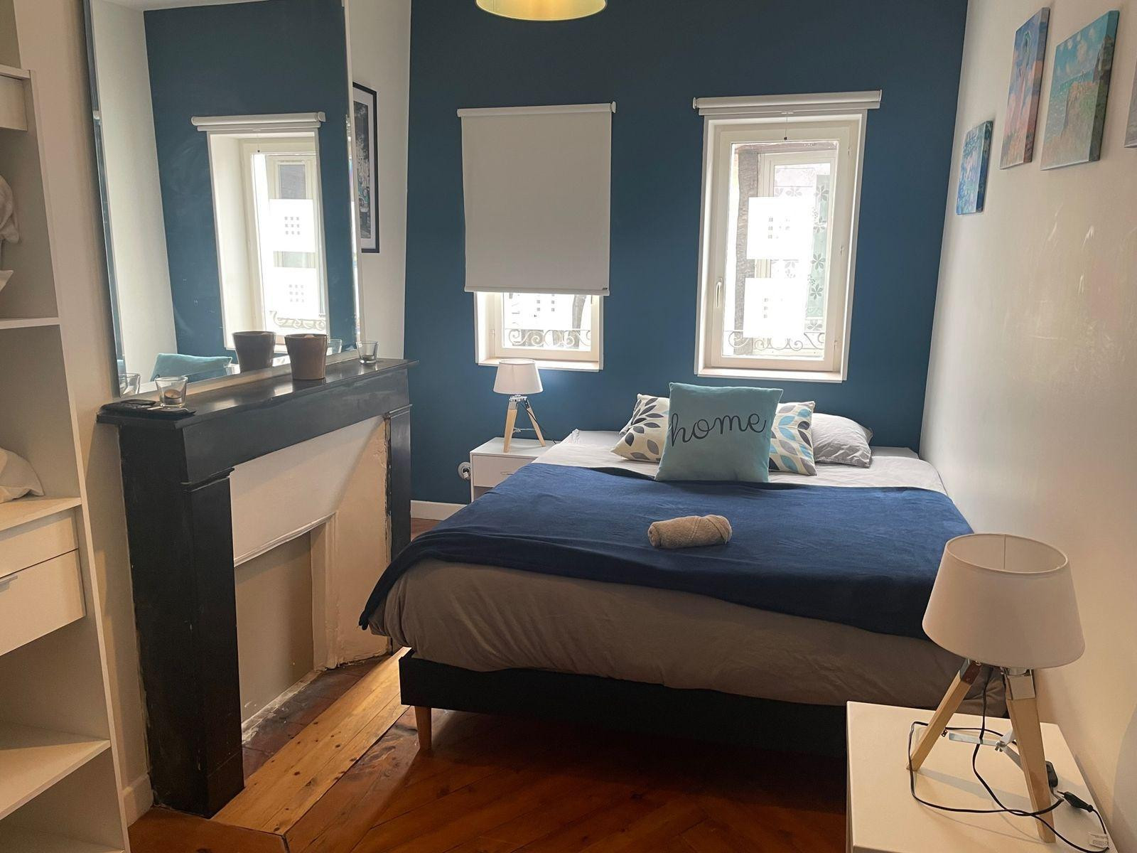 
                                                Location
                                                 Maison meublée , trois chambres, hypercentre