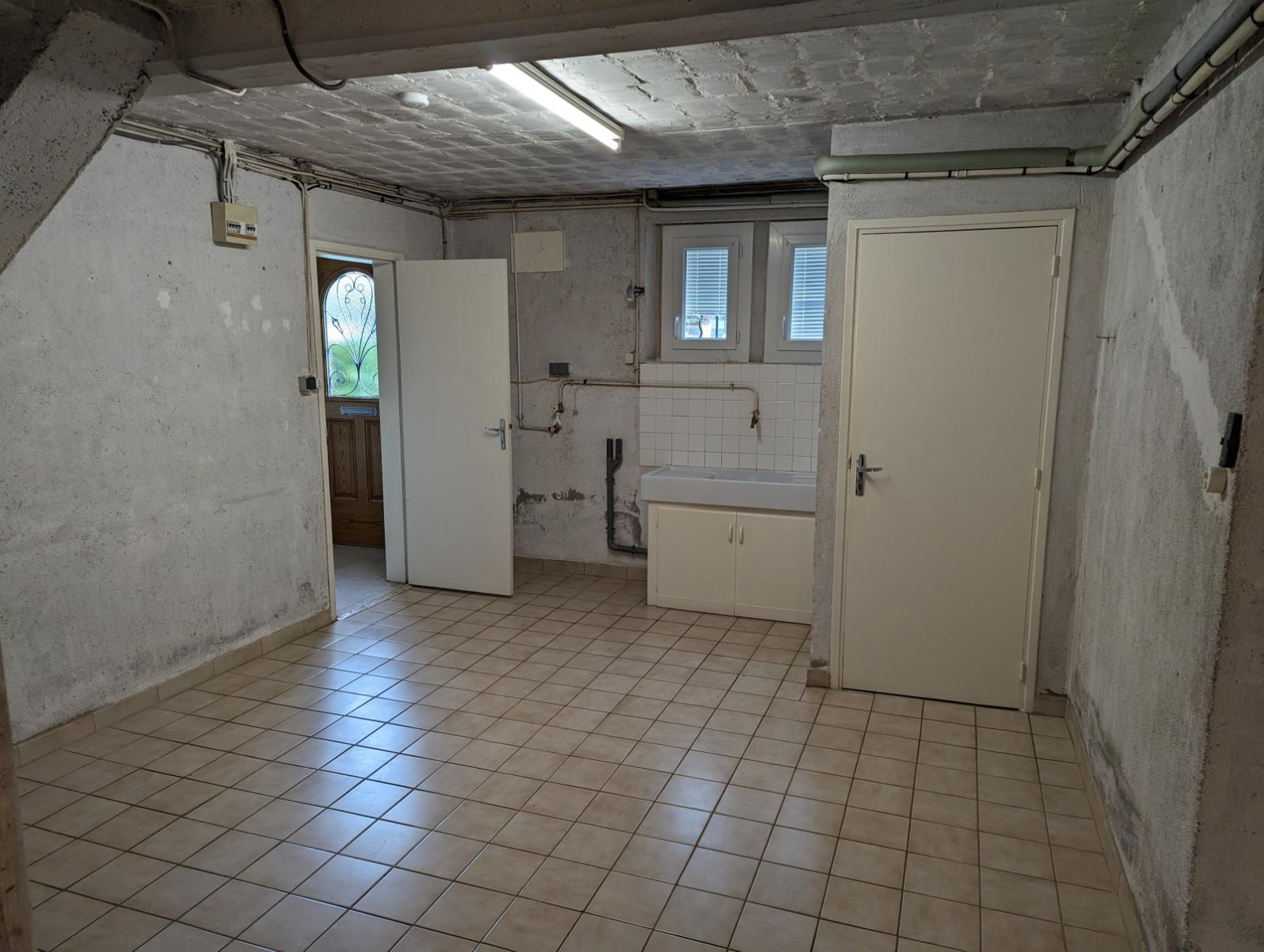 
                                                Location
                                                 Maison mitoyenne dans impasse proche de tout