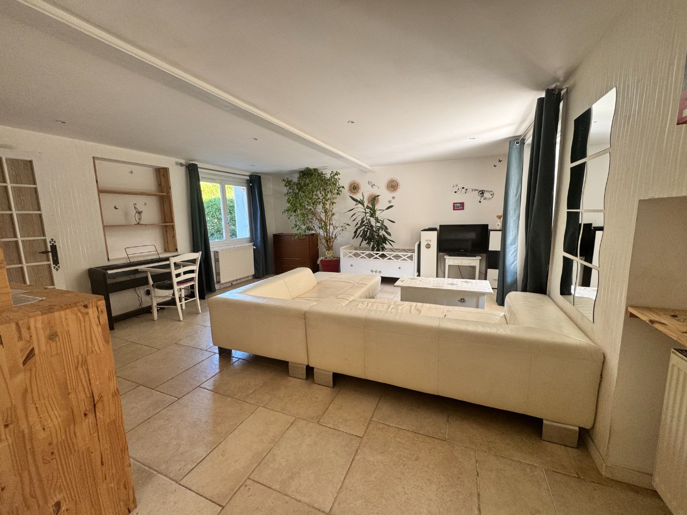 
                                                Vente
                                                 Maison - MORNAND EN FOREZ AVEC PISCINE