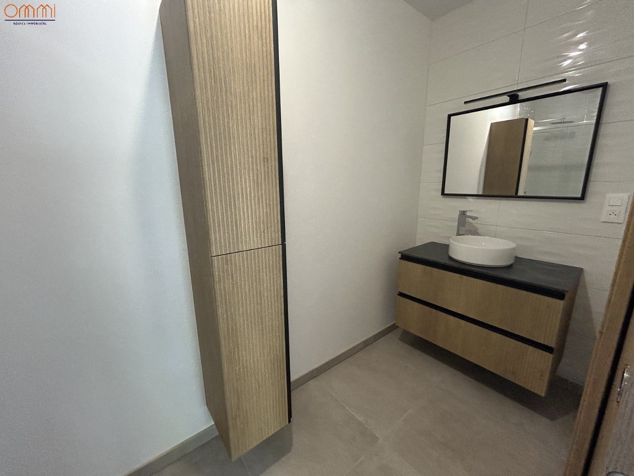 
                                                Location
                                                 Maison neuve 3 chambres garage proche Amiens