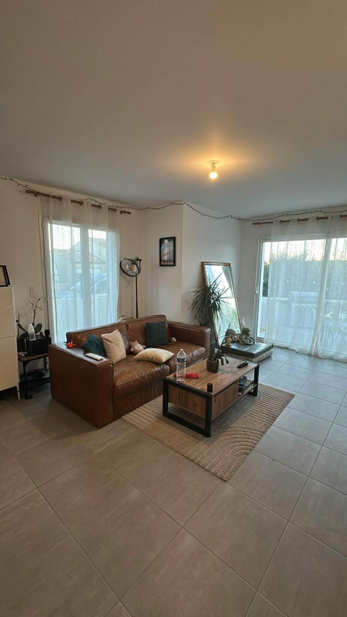 
                                                Location
                                                 Maison neuve 84m² T3 a Fons