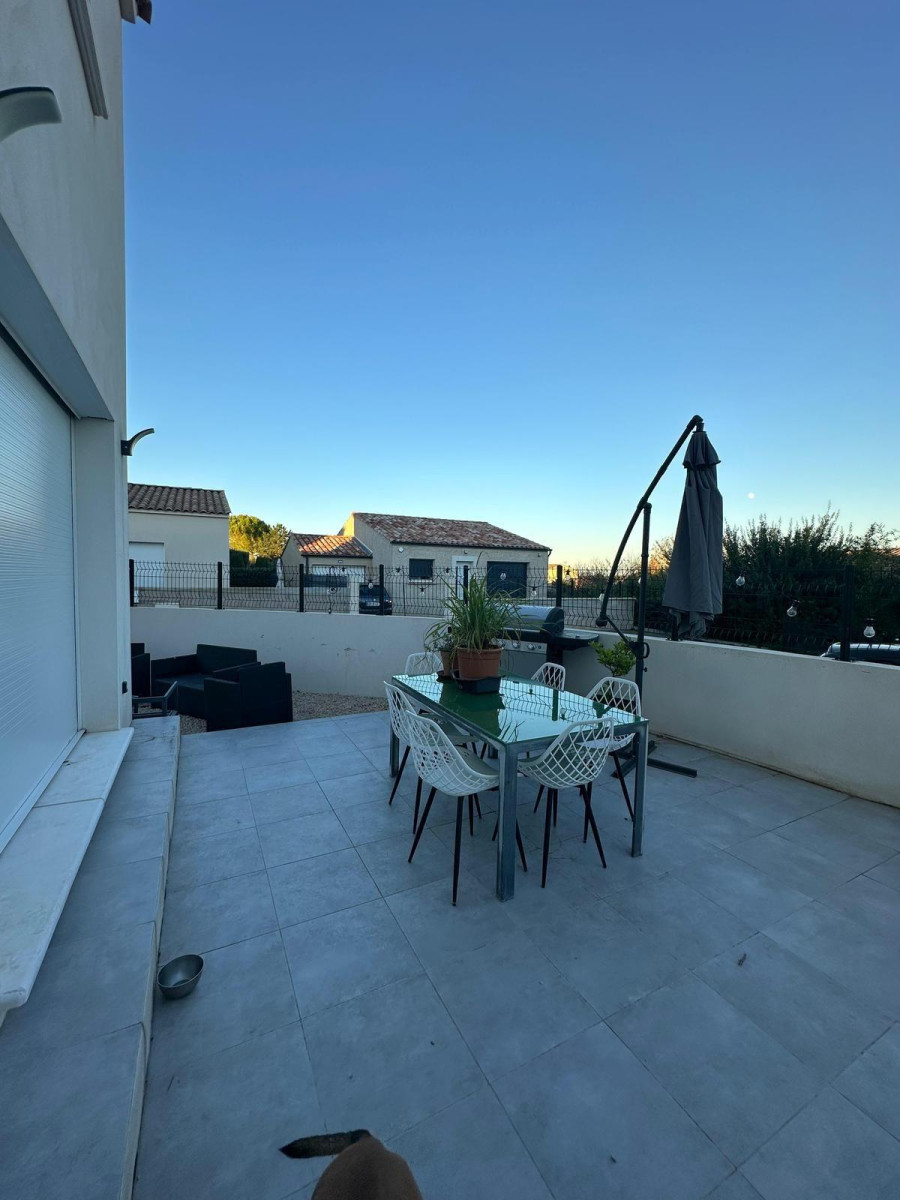 
                                                Location
                                                 Maison neuve 84m² T3 a Fons