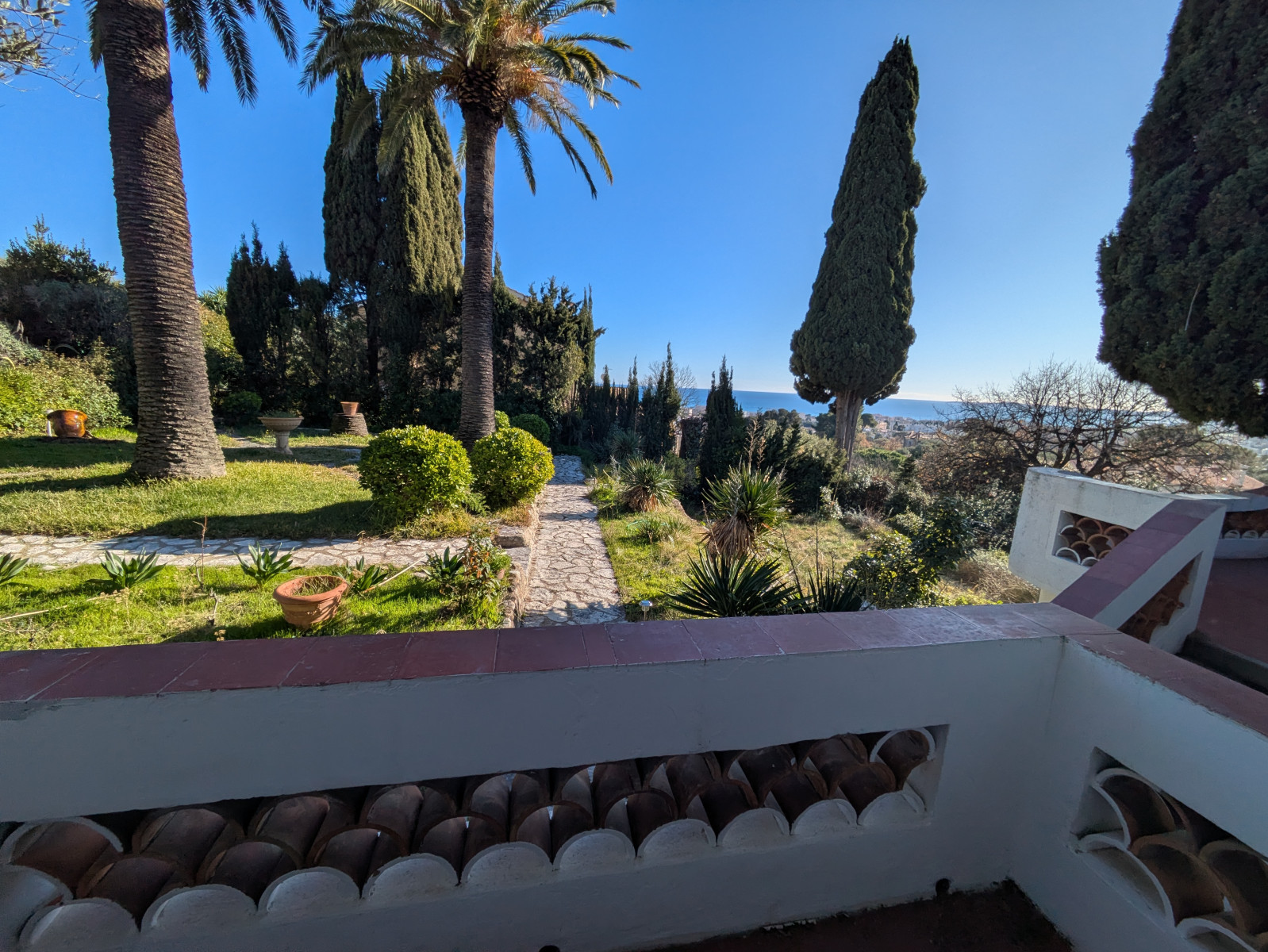 
                                                Vente
                                                 Maison OFF MARKET Cagnes sur Mer Art déco Vue Mer