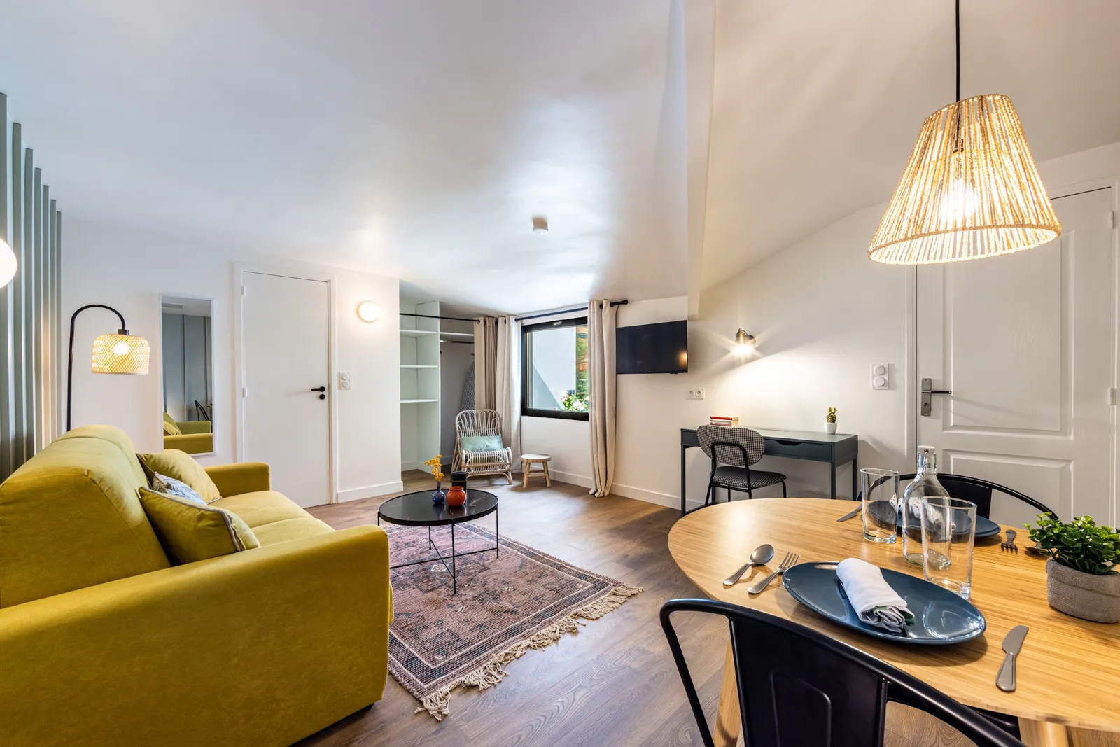 
                                                Colocation
                                                 Maison OSUMI - Chambre 21m² - Asnieres-sur-Seine - 1089€/mois CC