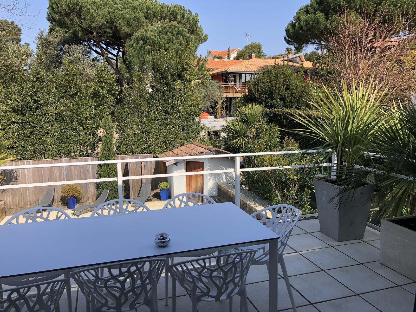 
                                                Location
                                                 Maison piscine 4 chambres 5 min centre ville plage