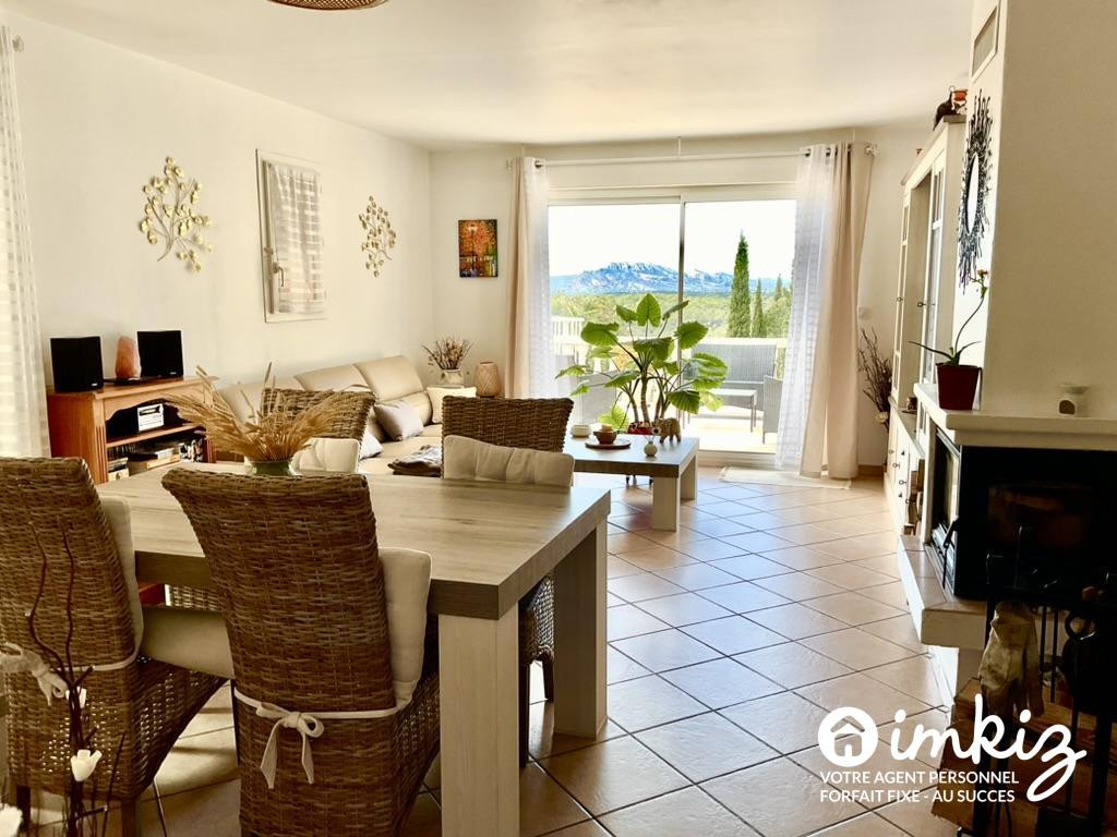
                                                Vente
                                                 Maison  piscine individuelle cheminée vue dégagée