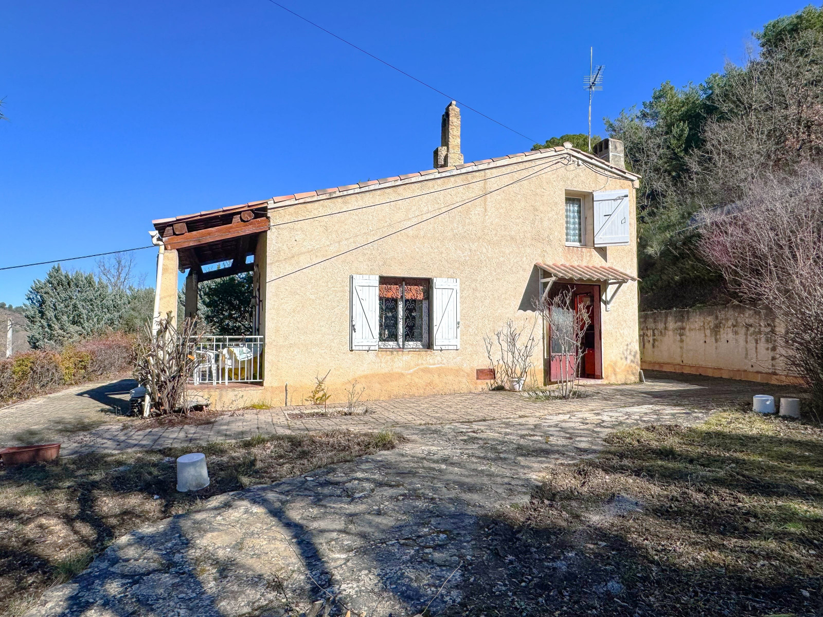 
                                                Vente
                                                 Maison plain-pied 101m2 avec vue dégagée et garage