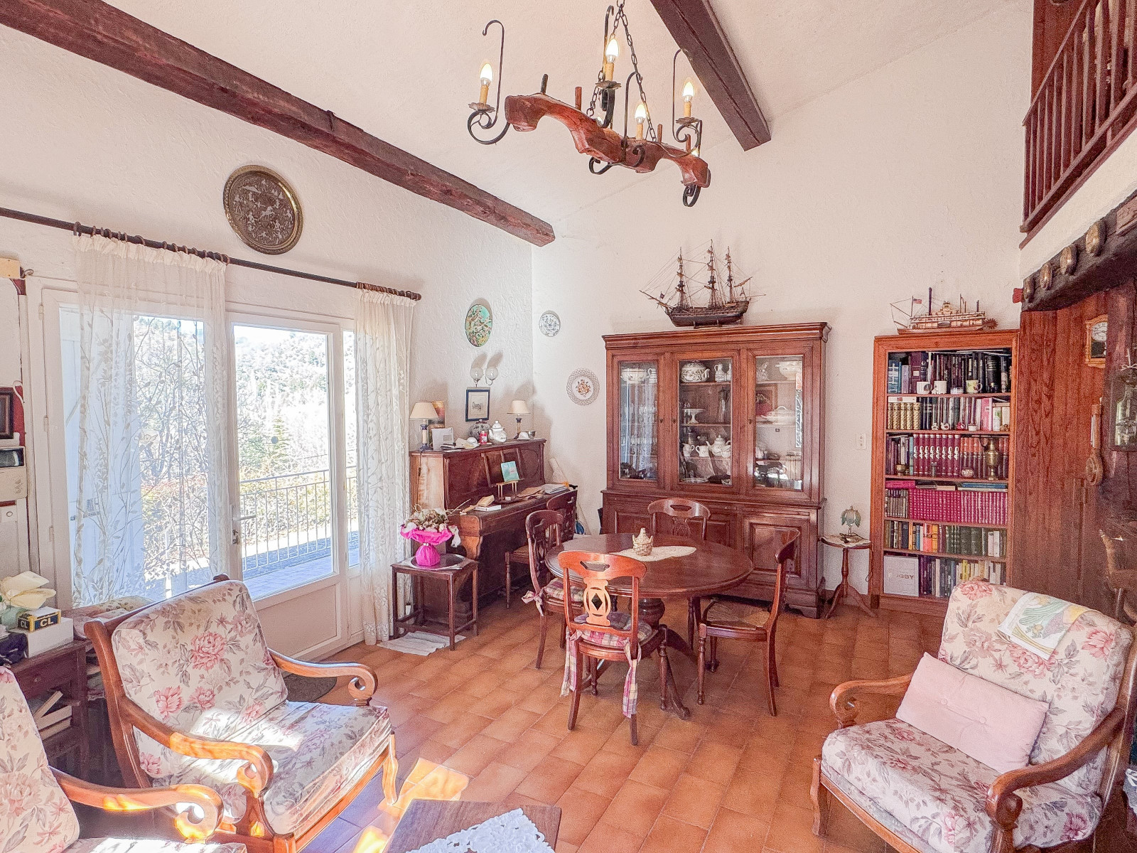 
                                                Vente
                                                 Maison plain-pied 101m2 avec vue dégagée et garage