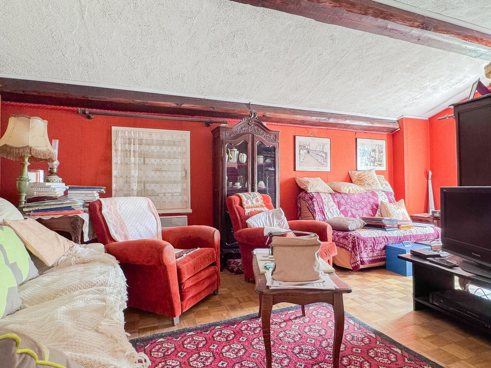 
                                                Vente
                                                 Maison plain-pied 101m2 avec vue dégagée et garage
