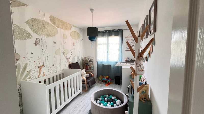 
                                                Vente
                                                 Maison plain-pied 106 m2 - 3 chambres - VILLECHENEVE