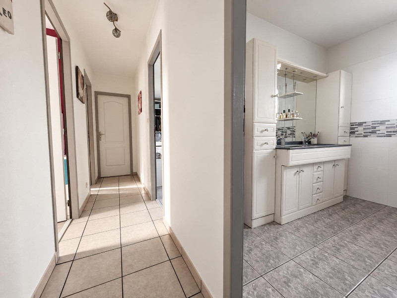 
                                                Vente
                                                 Maison plain-pied 130 m² – 4 chambres – piscine – terrain 3 200 m² – assainissement conforme