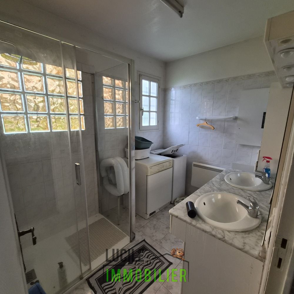 
                                                Vente
                                                 Maison plain pied 3 chambres