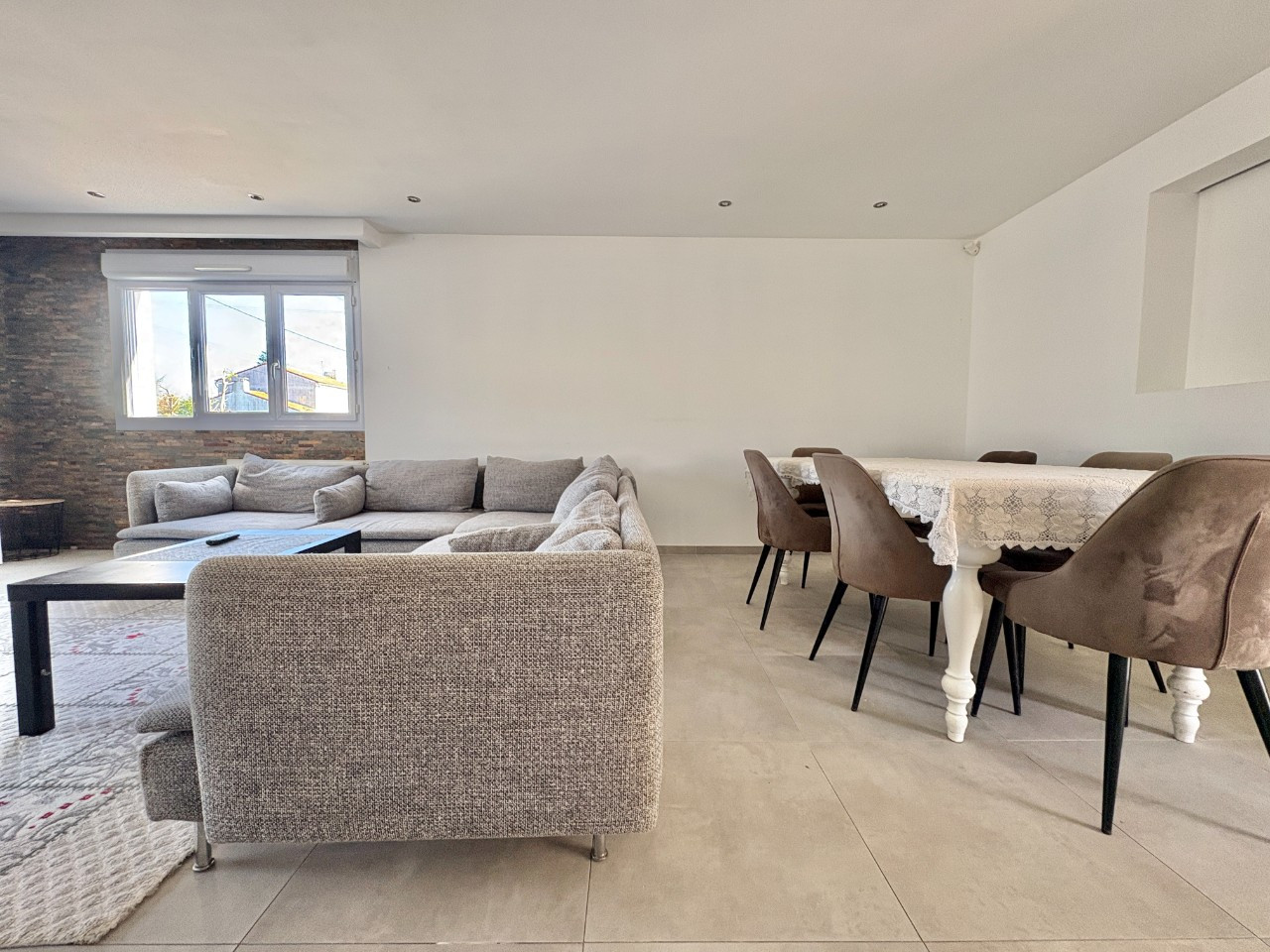 Vente
                                                 MAISON PLAIN-PIED - 3 CHAMBRES - REZE/LA HOUSSAIS