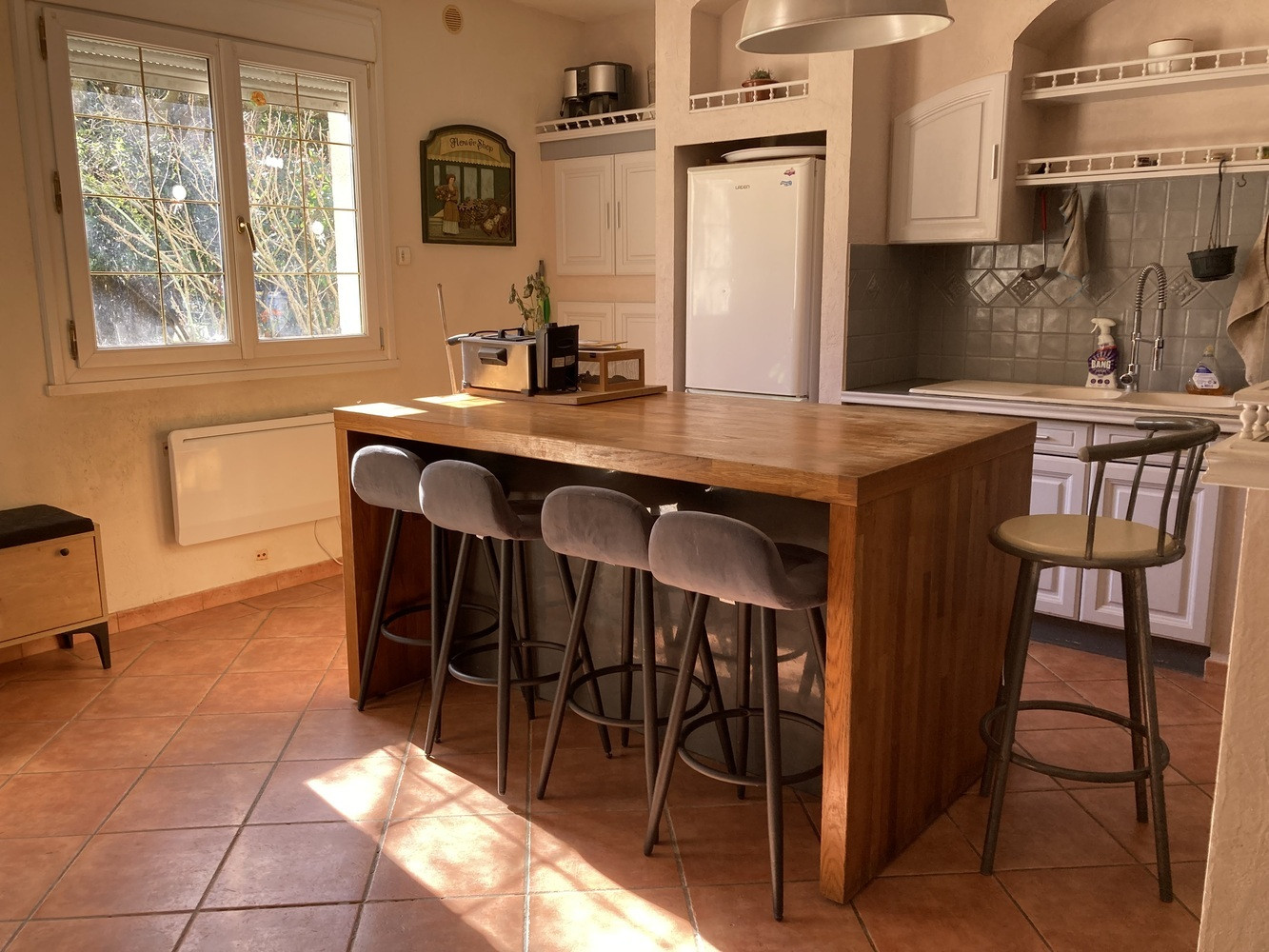 
                                                Vente
                                                 Maison plain-pied 3 Chbes sur 980 m², piscine