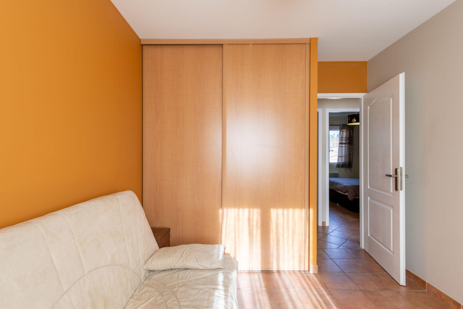 
                                                Vente
                                                 Maison  plain-pied  avec  jardin + Spa