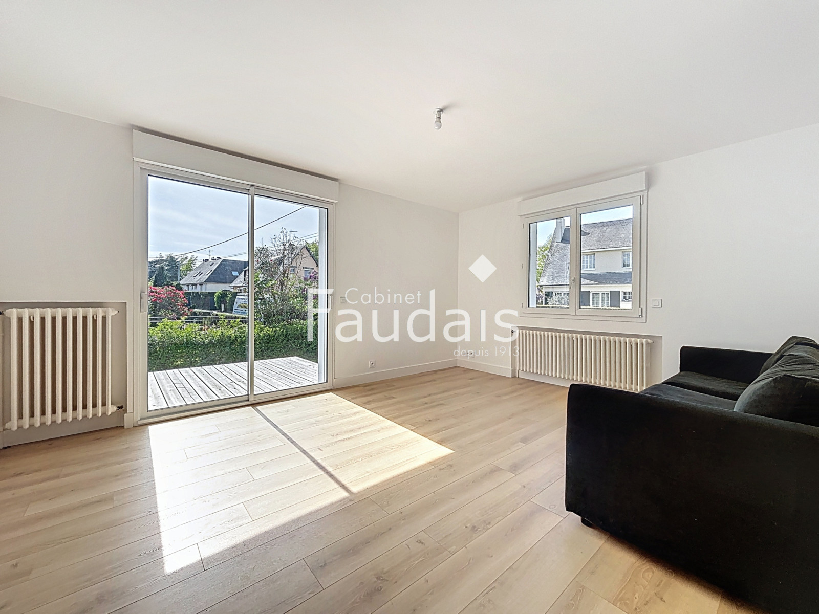 
                                                Vente
                                                 MAISON PLAIN PIED RENOVEE 4 CHAMBRES SAINT-LO