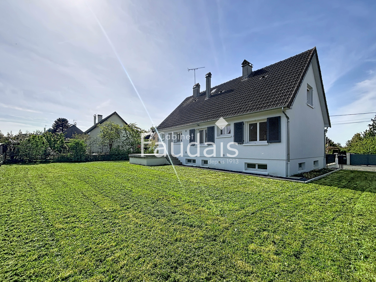 
                                                Vente
                                                 MAISON PLAIN PIED RENOVEE 4 CHAMBRES SAINT-LO