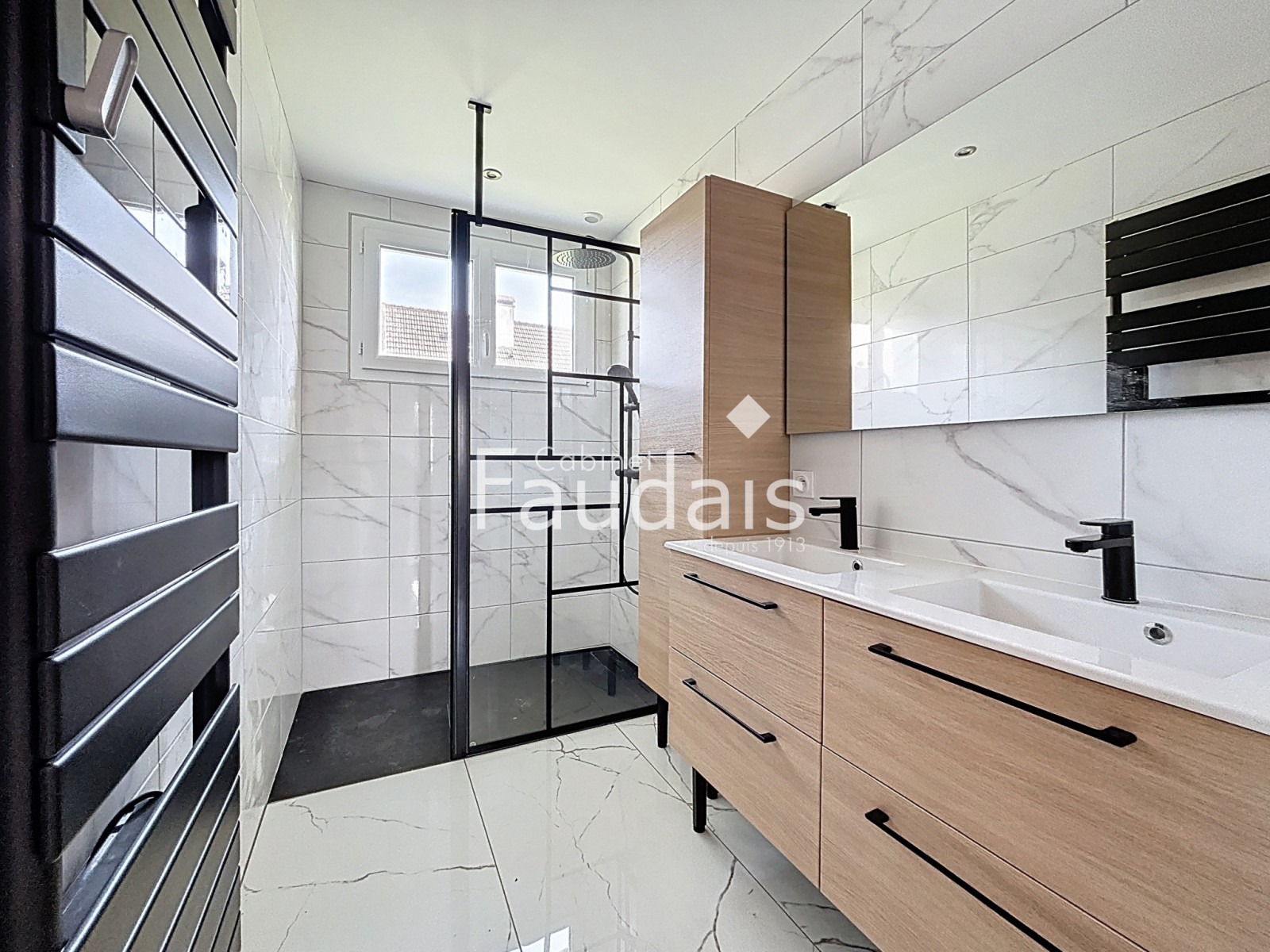 
                                                Vente
                                                 MAISON PLAIN PIED RENOVEE 4 CHAMBRES SAINT-LO