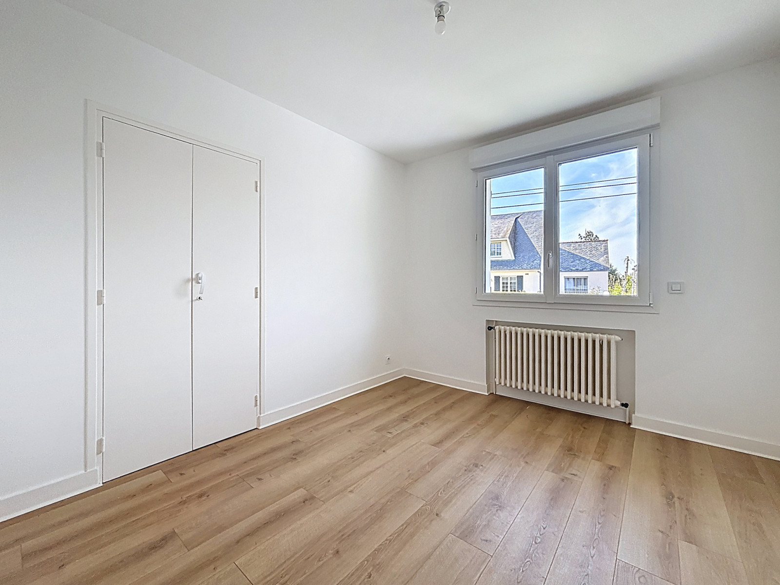
                                                Vente
                                                 MAISON PLAIN PIED RENOVEE 4 CHAMBRES SAINT-LO