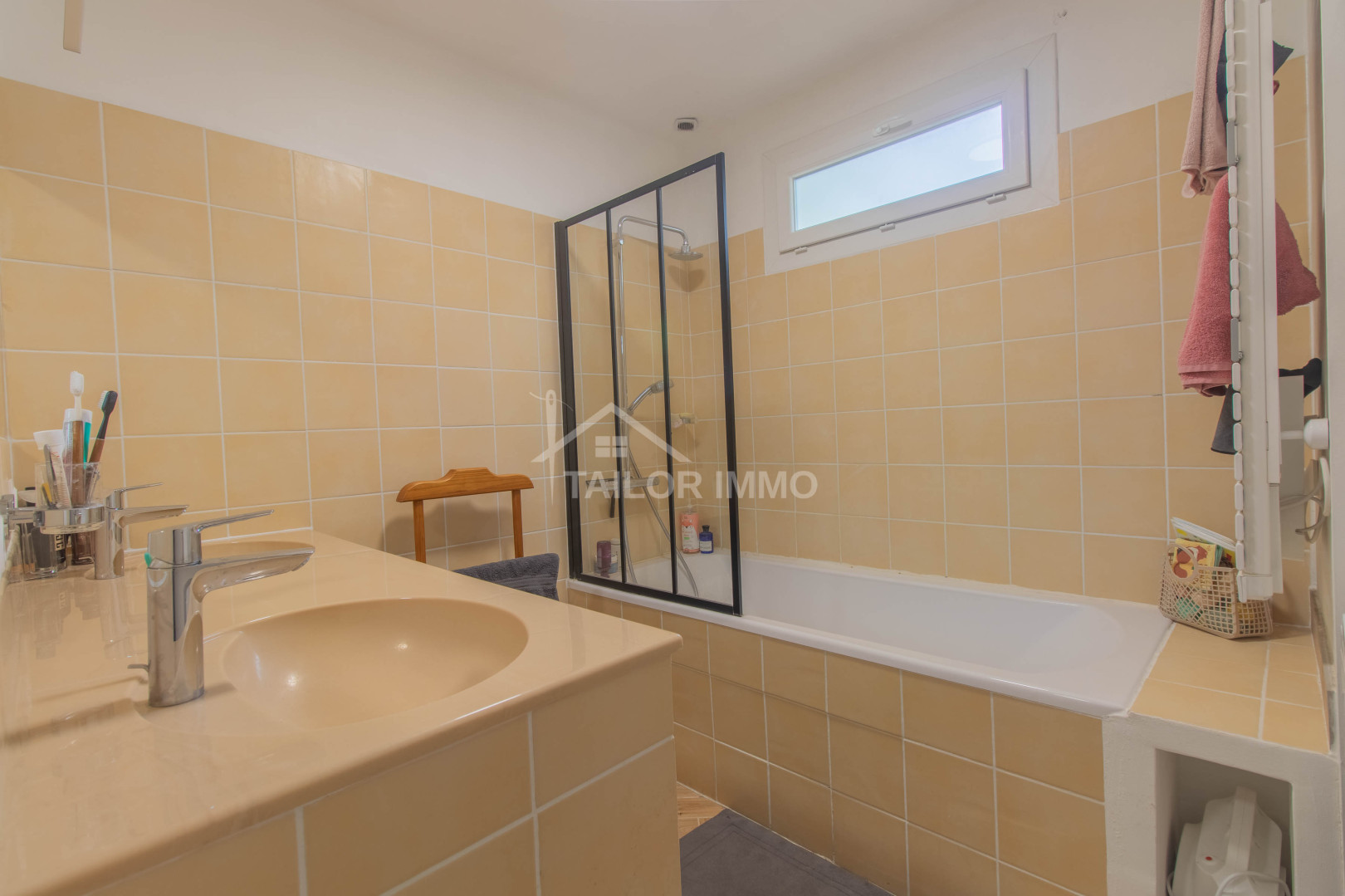 
                                                Vente
                                                 Maison plain pied - Secteur La Begude