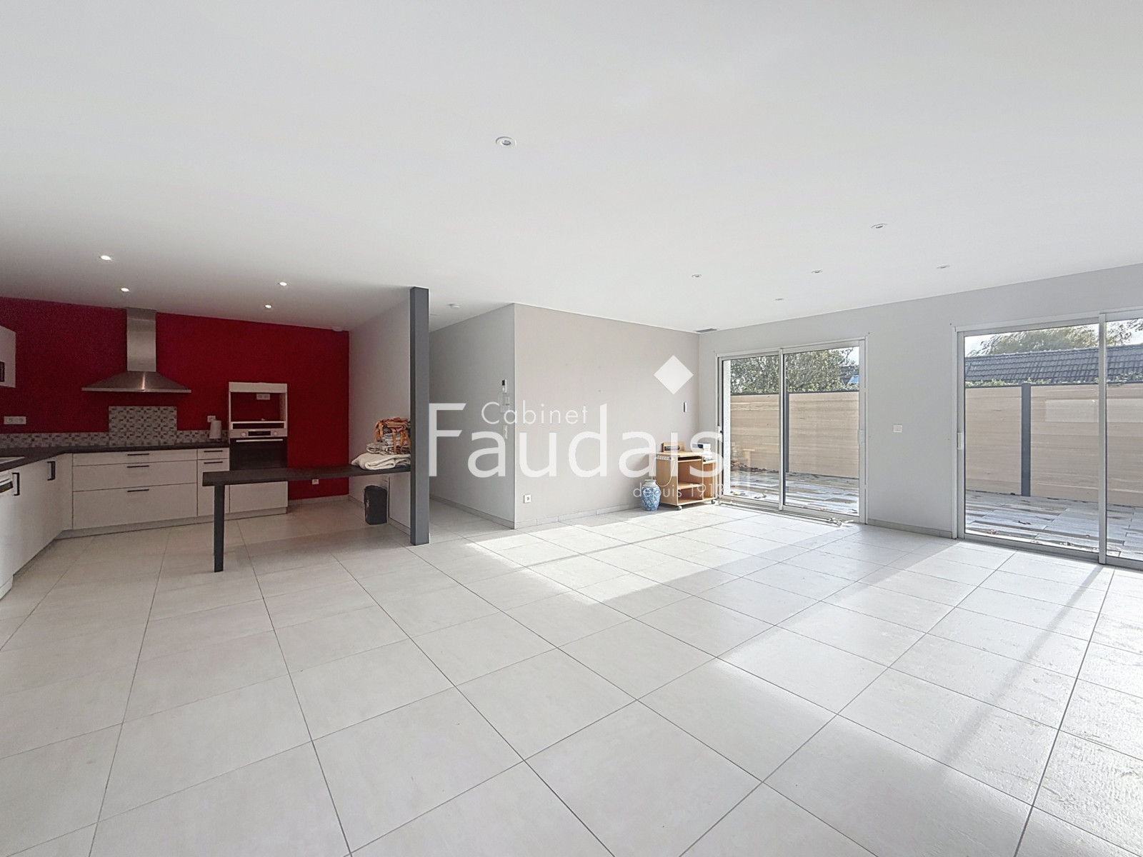 
                                                Vente
                                                 Maison plain pied ST LO