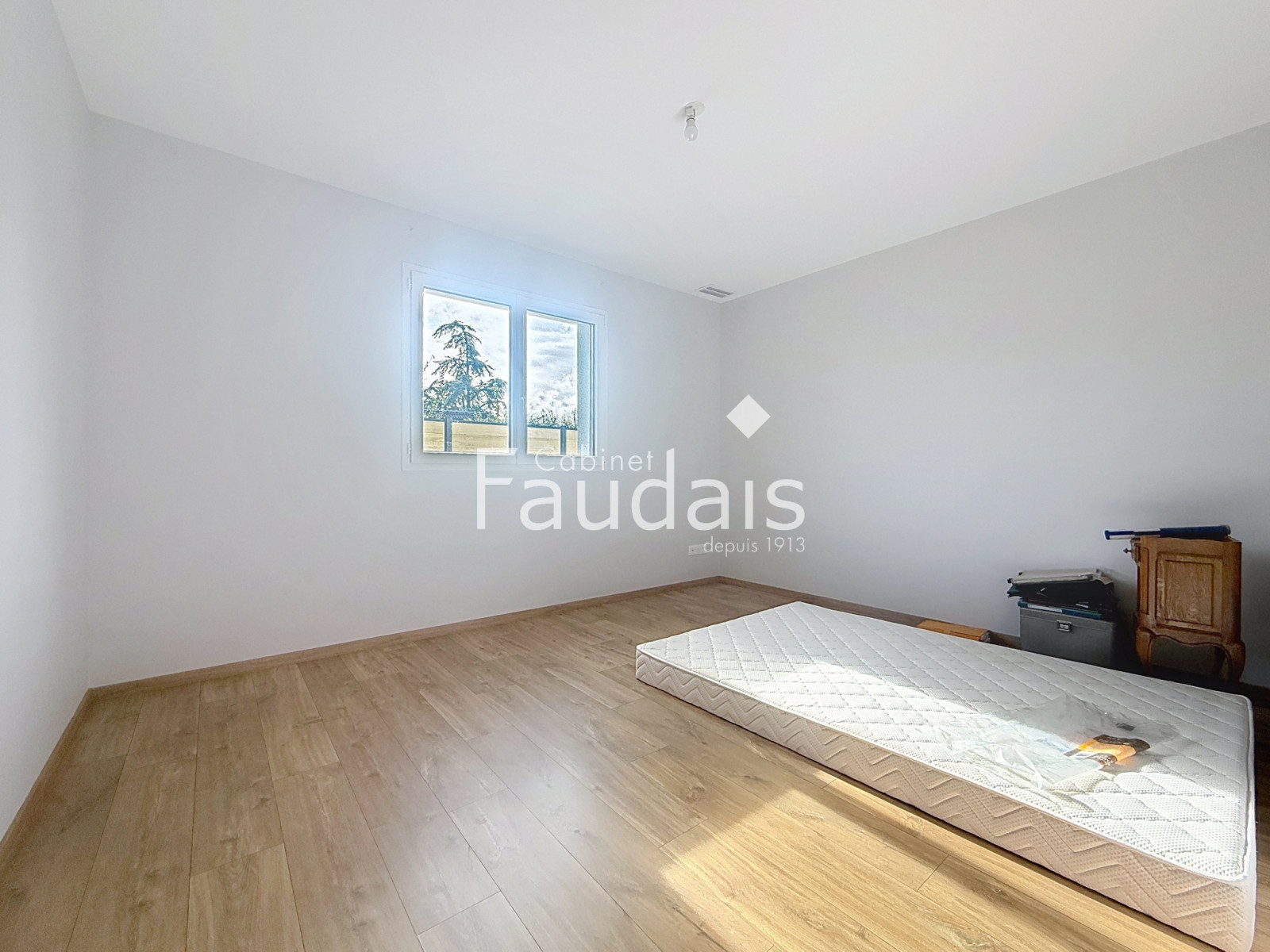 
                                                Vente
                                                 Maison plain pied ST LO