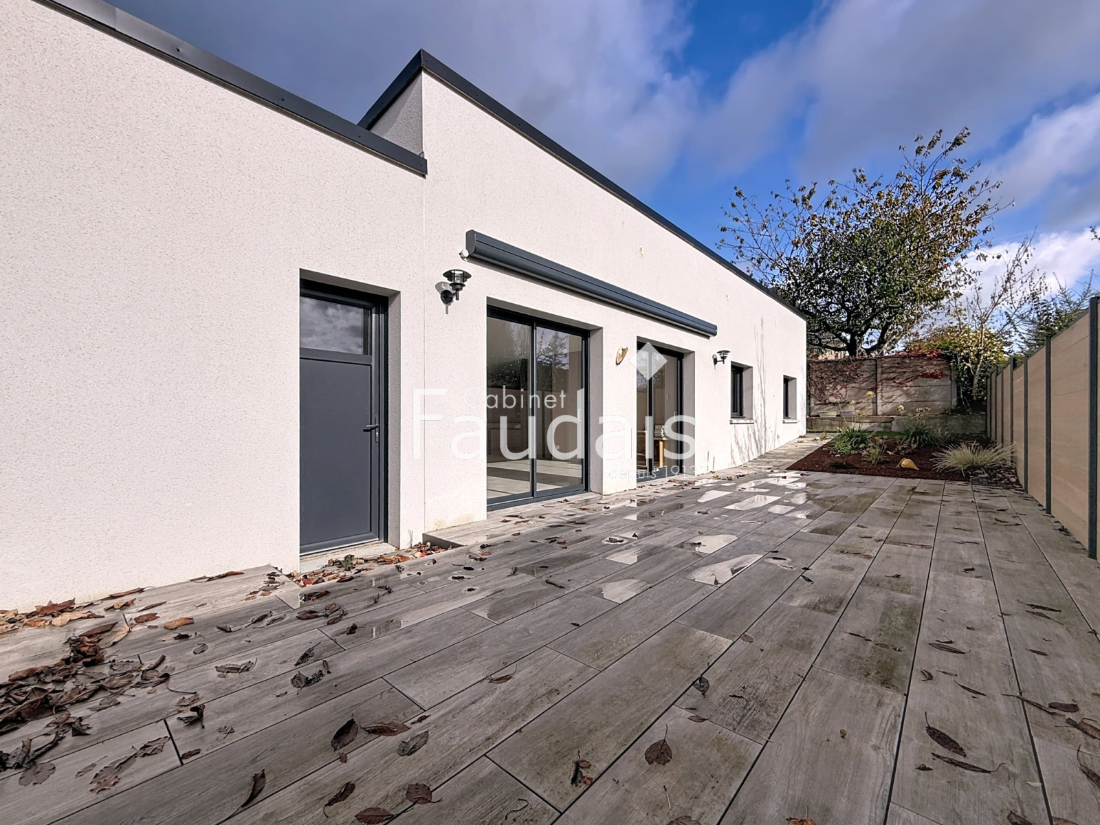 
                                                Vente
                                                 Maison plain pied ST LO