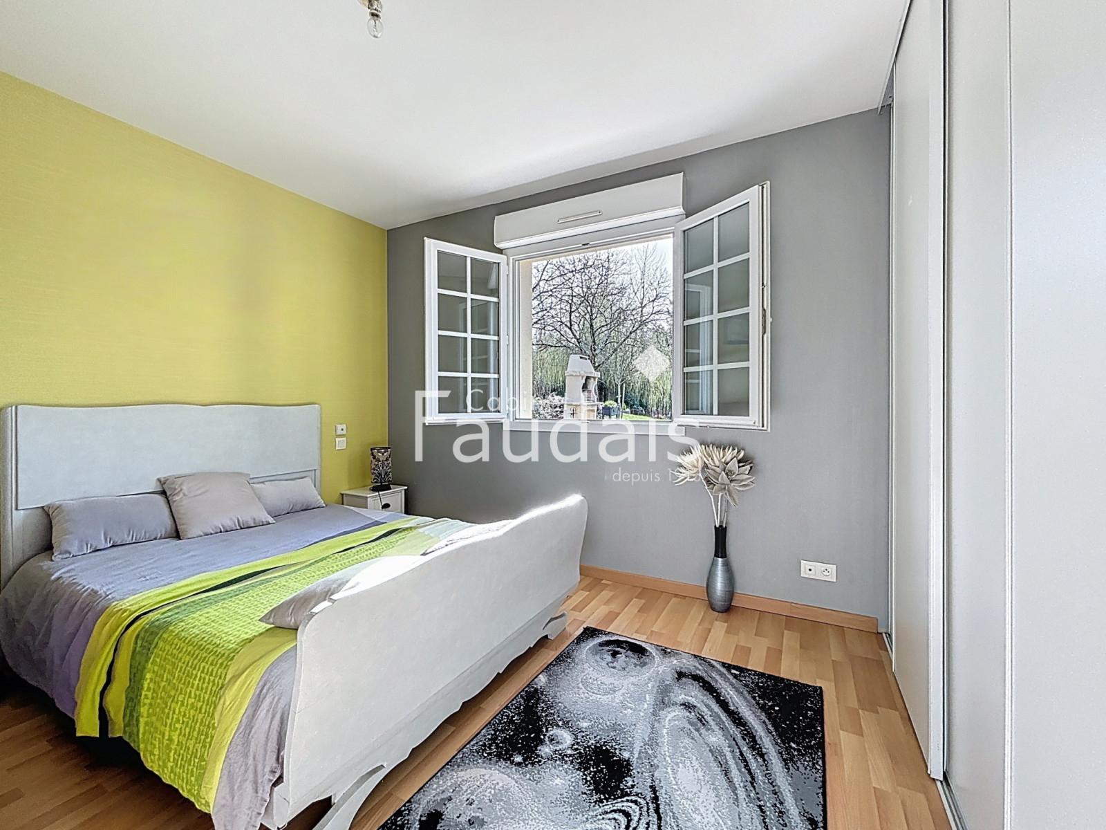 
                                                Vente
                                                 MAISON PLAIN PIED SUR UN HECTARE AVEC ETANG ET BOIS