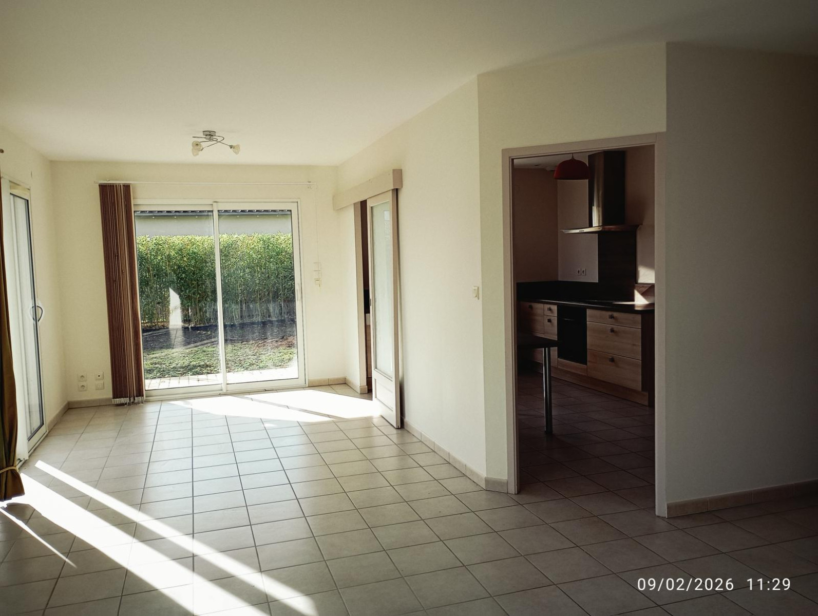 
                                                Location
                                                 Maison PMR de plain-pied, appentis, garage, jardin