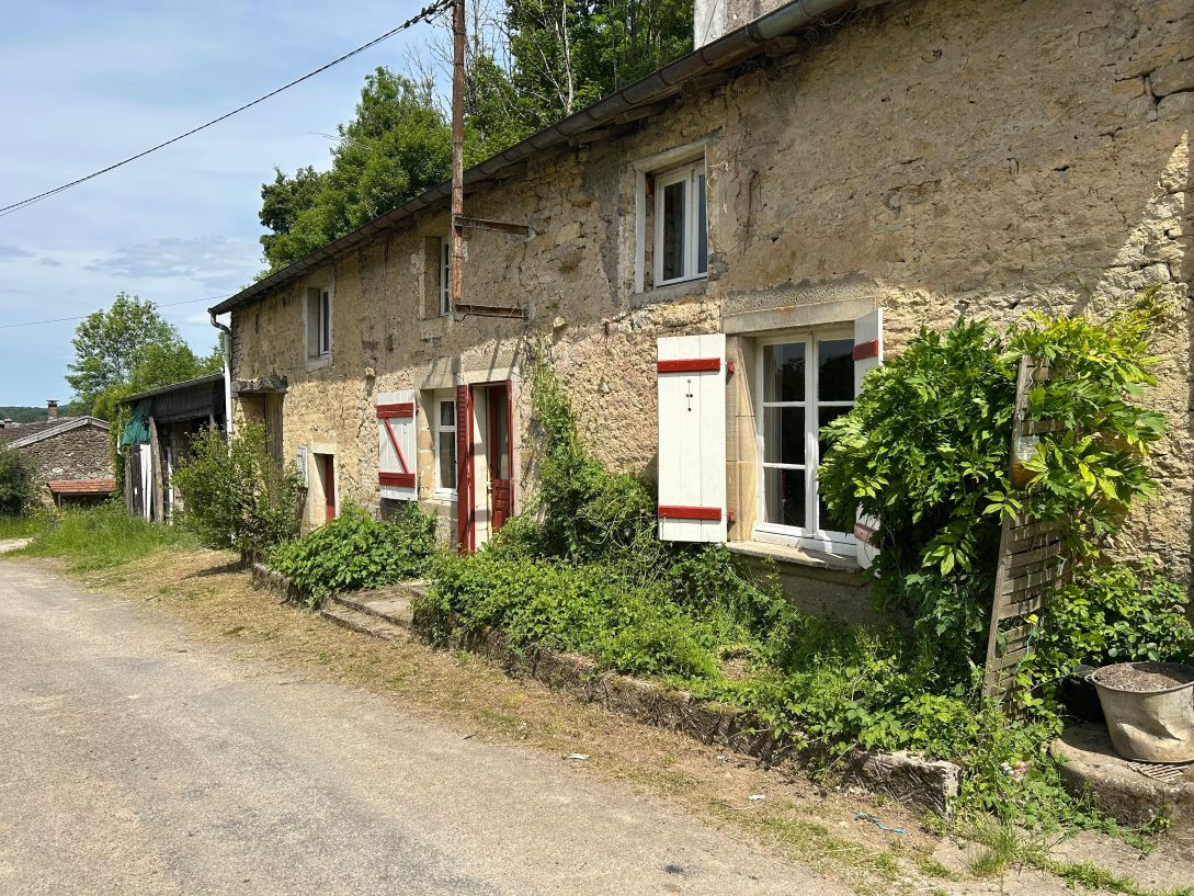 
                                                Vente
                                                 Maison prête à emménager dans un village franç