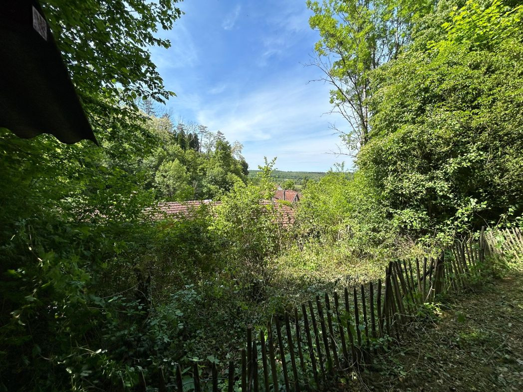 
                                                Vente
                                                 Maison prête à emménager dans un village franç