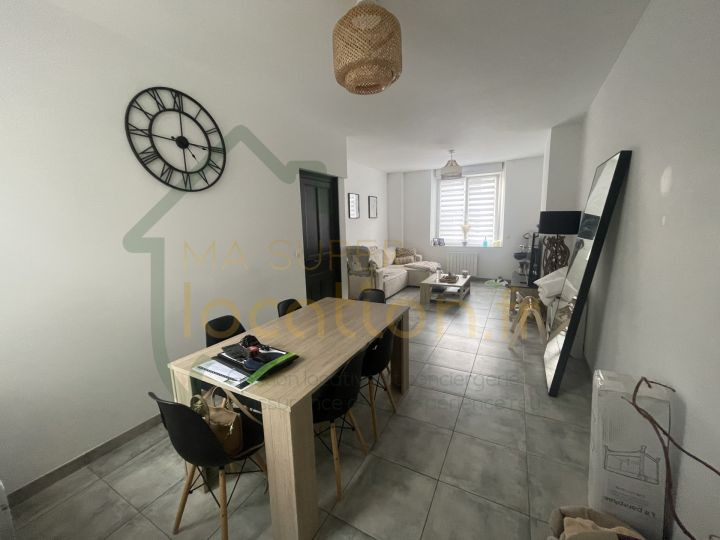 
                                                Location
                                                 MAISON PROCHE CENTRE VILLE AVEC COUR ET GARAGE