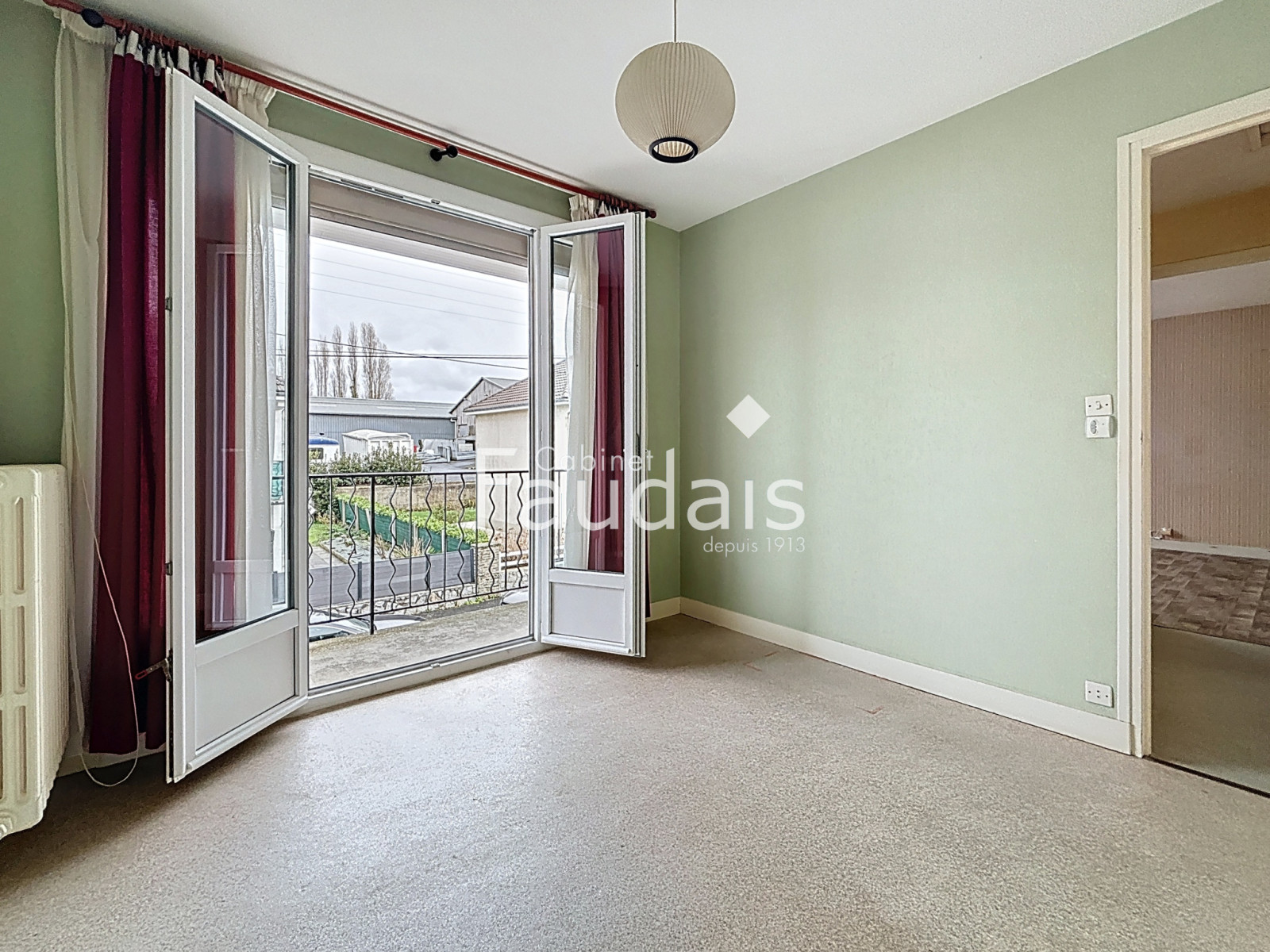 
                                                Vente
                                                 MAISON PROCHE CENTRE VILLE ET COLLEGE