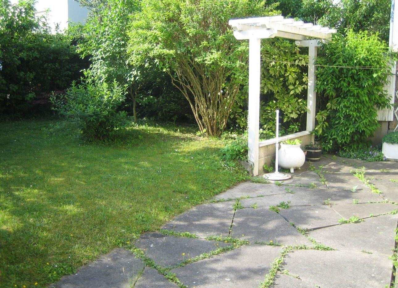 
                                                Location
                                                 Maison proche commerces écoles et transports