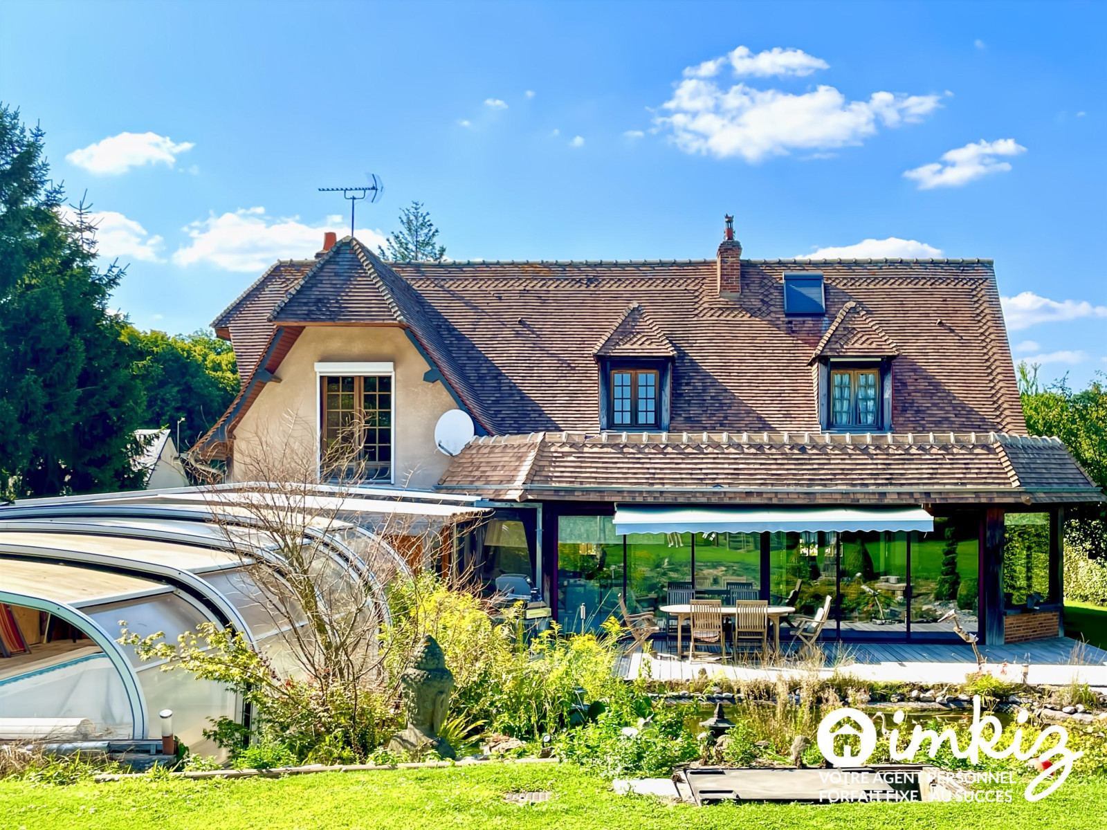 
                                                Vente
                                                 Maison proche Lyons la Forêt avec dépendance