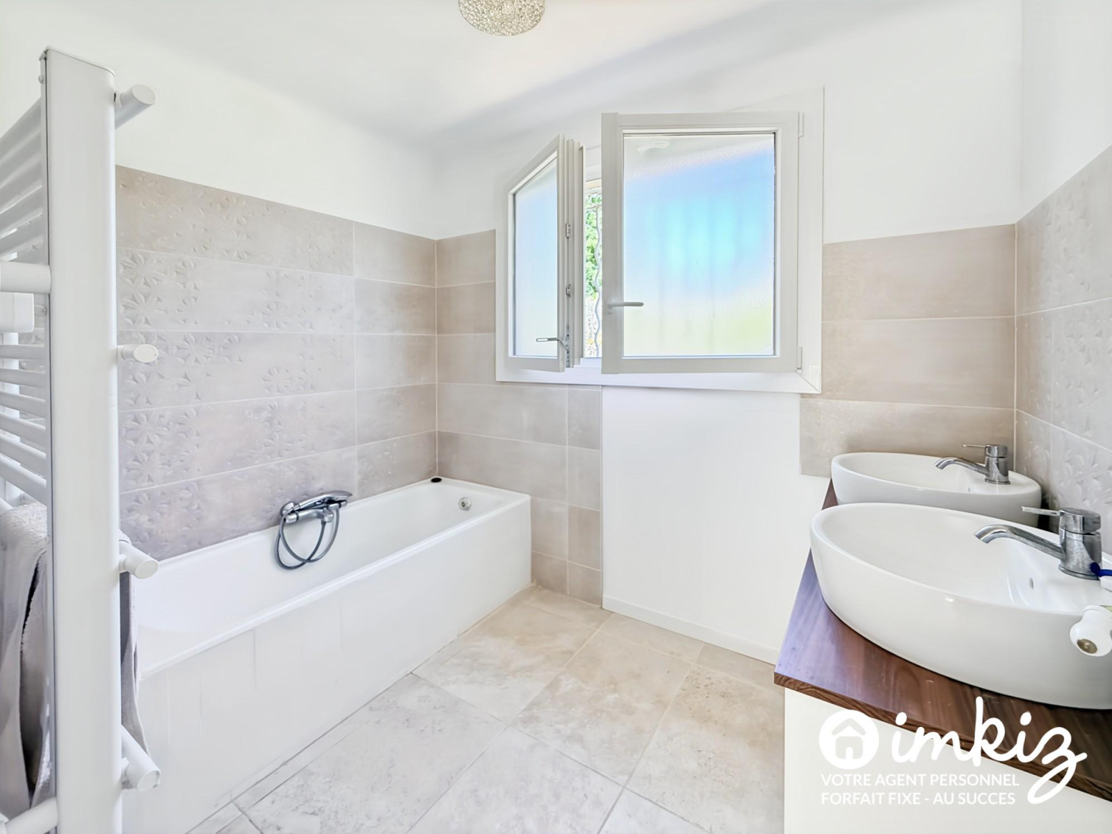 
                                                Vente
                                                 Maison provençale rénovée