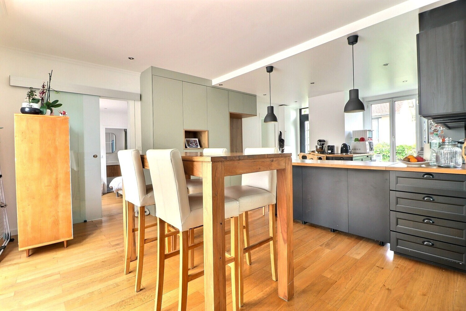 
                                                Vente
                                                 Maison quartier pavillonnaire - 90m²