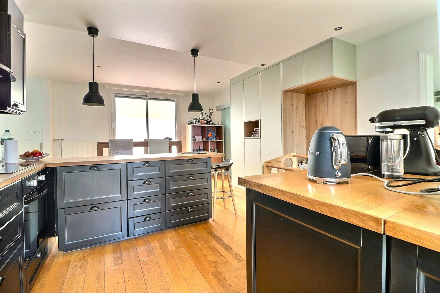 
                                                Vente
                                                 Maison quartier pavillonnaire - 90m²