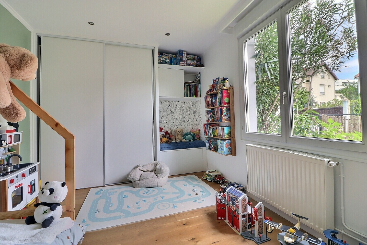 
                                                Vente
                                                 Maison quartier pavillonnaire - 90m²