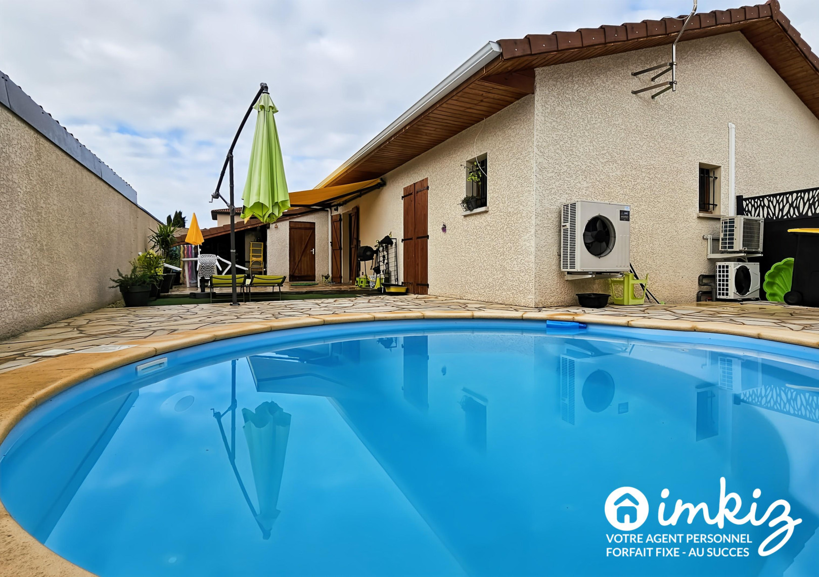 
                                                Vente
                                                 Maison récente 4 pièces avec piscine