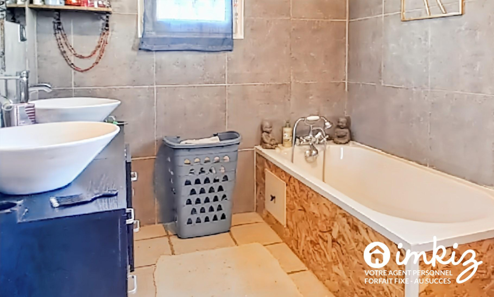 
                                                Vente
                                                 Maison récente 5 pièces avec piscine