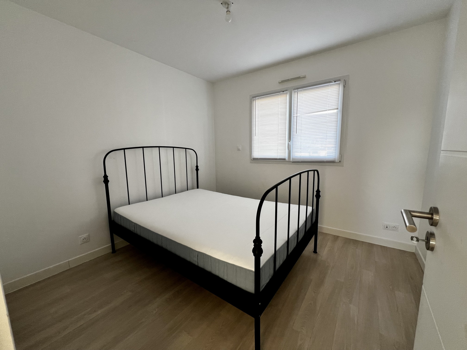 
                                                Vente
                                                 Maison récente avec jardin et garage – 3 chambres – Angers