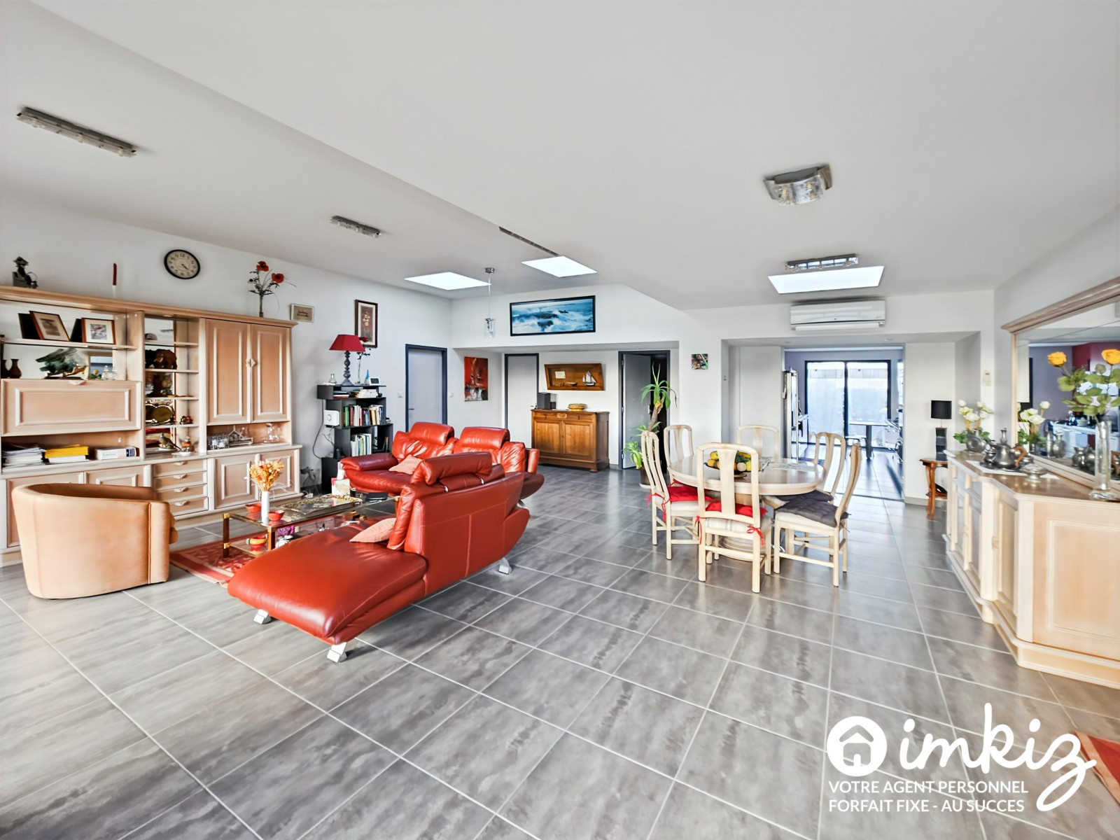 
                                                Vente
                                                 Maison récente et spacieuse